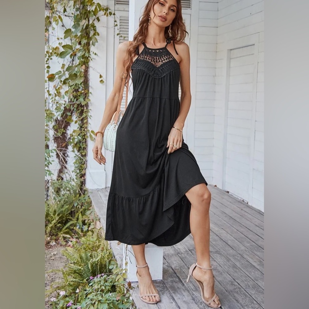 Delicate Crochet Bow Strap Ruffle Tier Dress - Picture 3 of 9